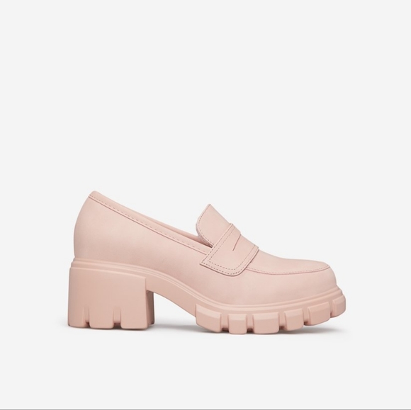 ShoeDazzle Muncel Lug Sole Loafer in Chalk Pink Size 8 but fits Size 8.5 to 9 - Picture 8 of 9